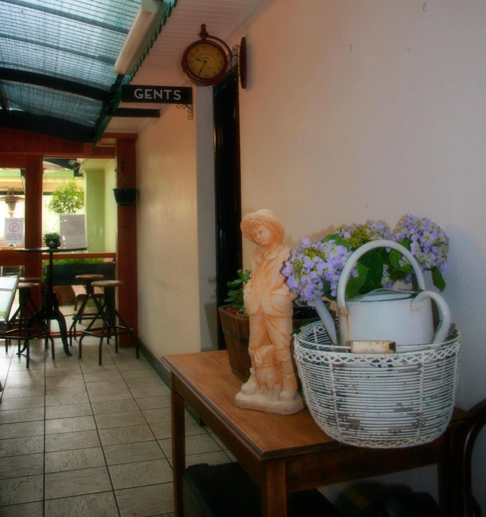Southern Railway Hotel Goulburn Ngoại thất bức ảnh