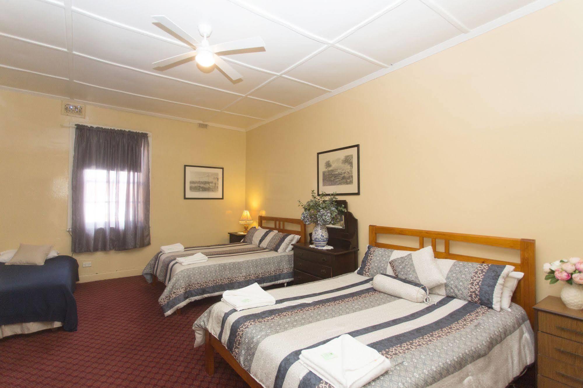 Southern Railway Hotel Goulburn Ngoại thất bức ảnh
